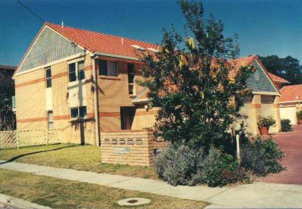 2/86 Booner Street, Hawks Nest Picture 1