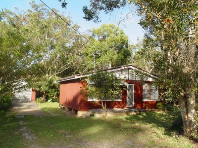 8 Cooloon Street, HAWKS NEST Picture