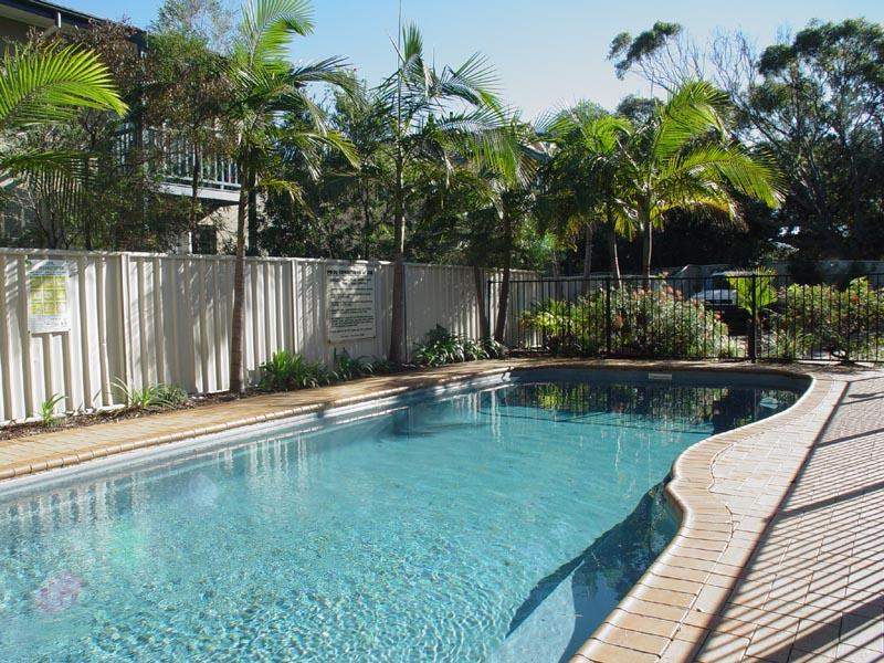 1/9 Beach Road, Hawks Nest Picture 2