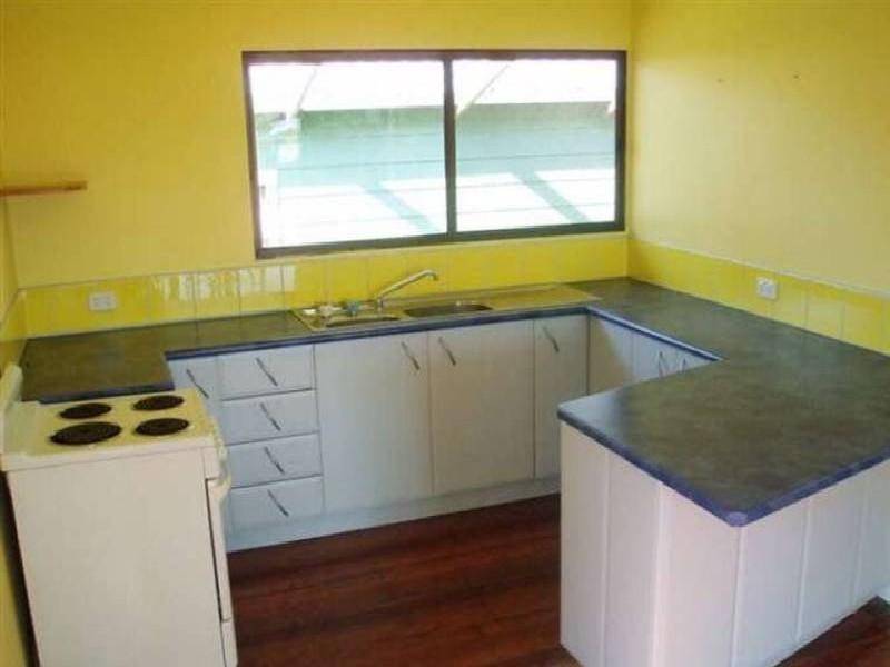 RENOVOATORS DELIGHT IN MAGIC LOCATION Picture 3