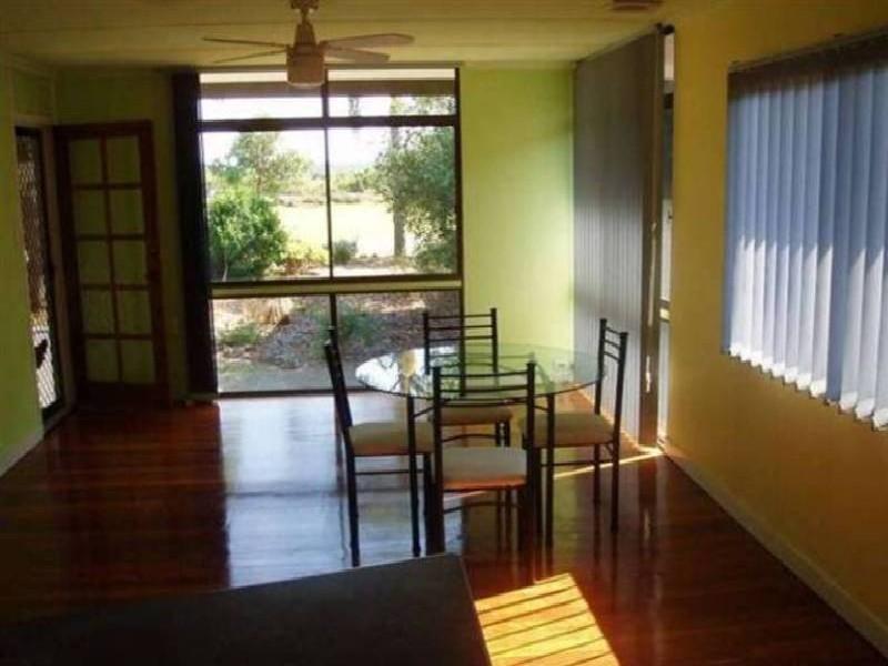 RENOVOATORS DELIGHT IN MAGIC LOCATION Picture 2