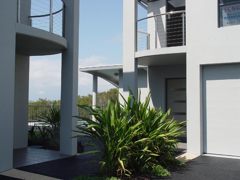 THE PIER - COME ALONGSIDE Picture 1