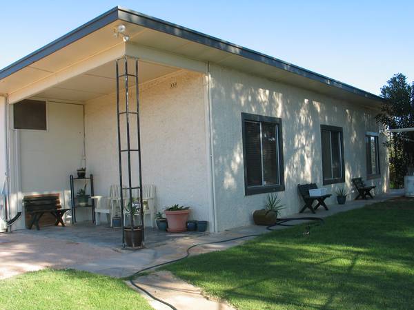 Central and Private Picture 2