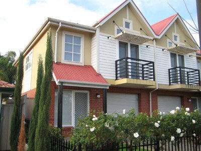 Two Storey Townhouse Overlooking Beautiful Reserve Picture