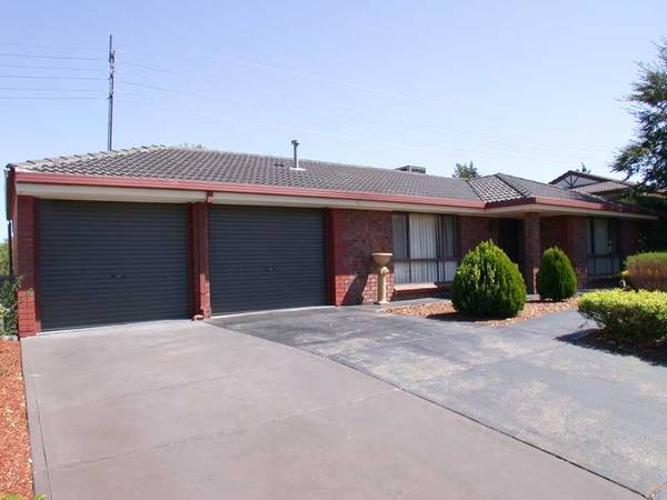 Spacious Family Sized Home Picture 1