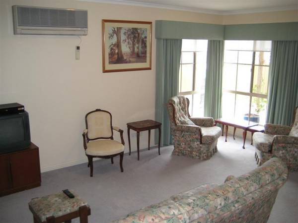 Fully Detached Homette Picture