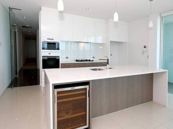 Luxury Apartment - Spectacular Sea & Coastal Views Picture 2