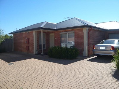 Quiet Secluded Courtyard Home Picture