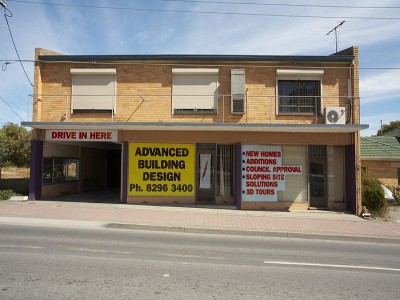 High Exposure Offices with 3 Bedroom Apartment Picture