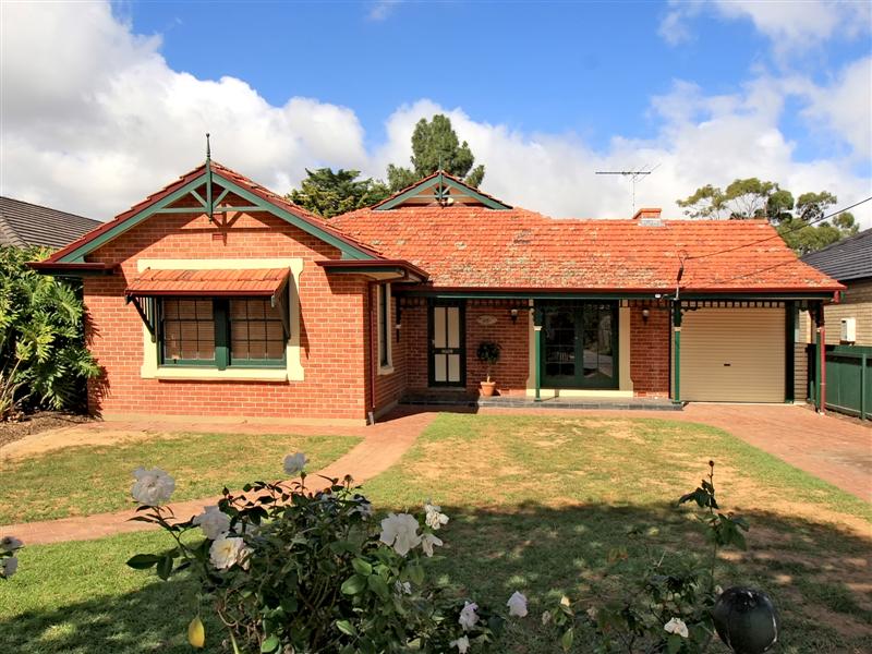Renovated and Extended Family Home - Brighton High School Zone Picture 1
