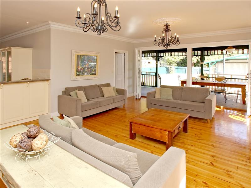 Renovated and Extended Family Home - Brighton High School Zone Picture 3