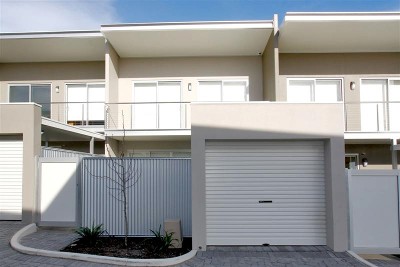 Ultra Modern 2 Storey Townhouse Picture