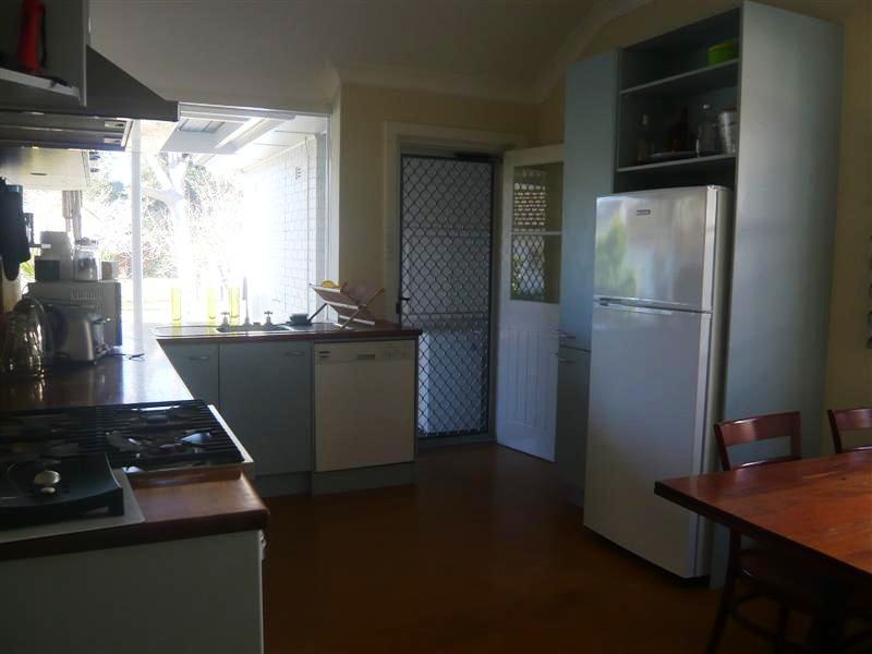 Approx 1000m2 of Prime Beachside Land Picture 3