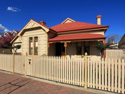 RENOVATED CHARACTER HOME WITH SPARKLING INGROUND POOL Picture