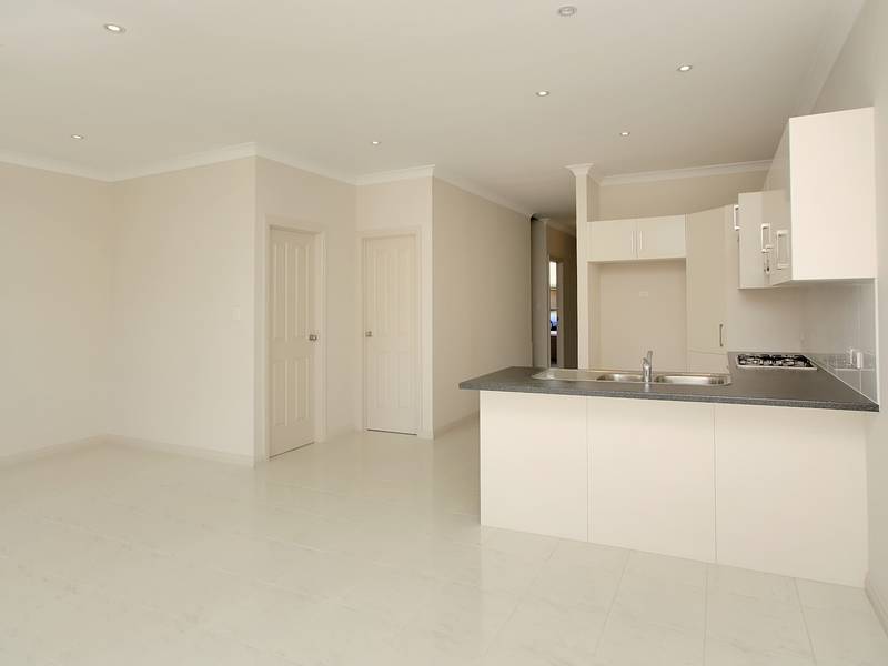 Brand New 2 Storey Home Picture 3