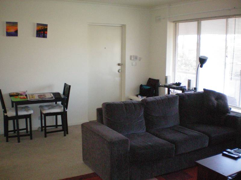 Spacious Unit in Small Group of 4 Picture 2