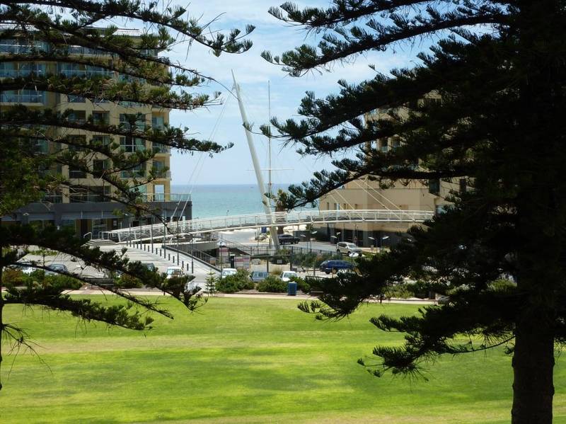 Spacious 2 Bedroom Apartment with Ocean Views - Priced to Sell Picture 1