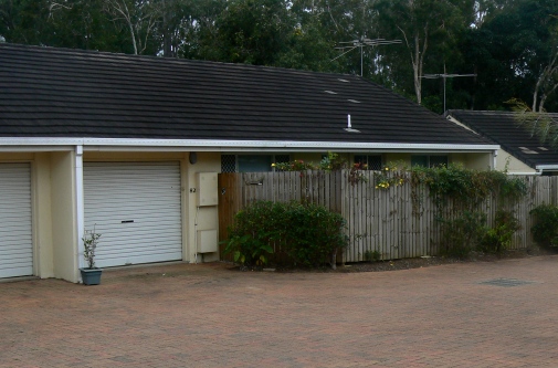 Backing onto Bushland! Picture 1