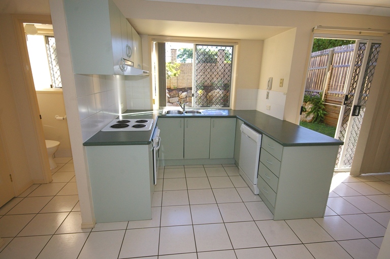 Auction - Sold Under The Hammer By Bayside First National Picture 2