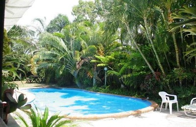 Spacious Home plus Pool, Office and Workshop Picture Spacious Home plus Pool, Office and Workshop Picture