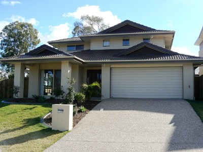 Luxurious Family Home in New Estate Picture Luxurious Family Home in New Estate Picture