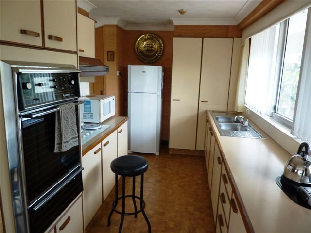 Central Surfers Unit... Picture 3