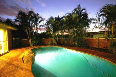 A Private Spacious Retreat in Sovereign Waters Picture