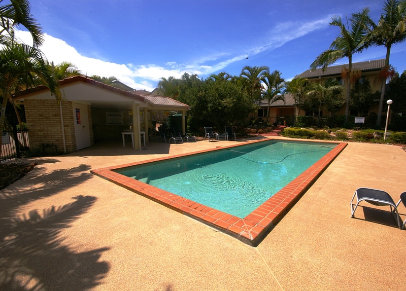 Wellington Point Townhouse Now $345,000 A Must To Inspect! Picture 2