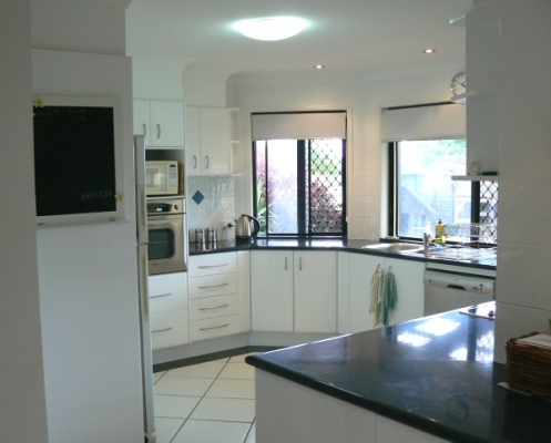 SPACE EVERYWHERE YOU LOOK Picture 3