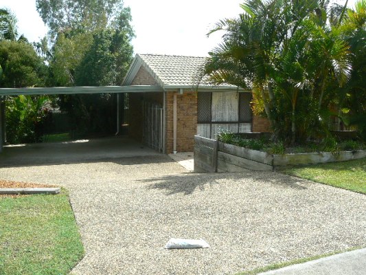 Cul De Sac - Alexandra Hills Picture 1