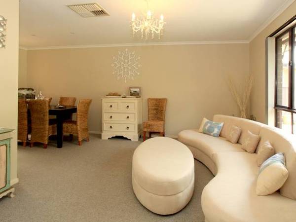 Fabulous Home in a Fabulous Street Picture