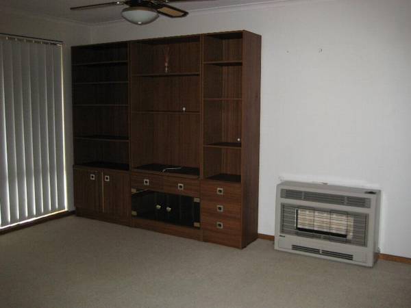 Close to Transport & Facilities Picture 2