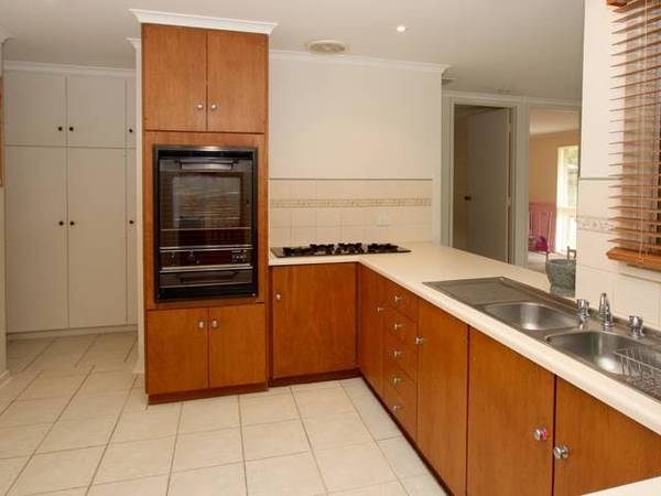 Fantastic Family Living Picture