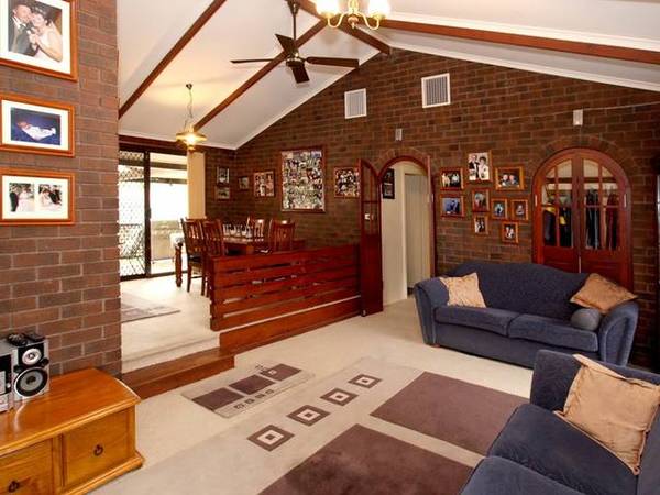 Family Friendly Cul-de-sac Living Picture