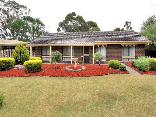 Family Friendly Cul-de-sac Living Picture