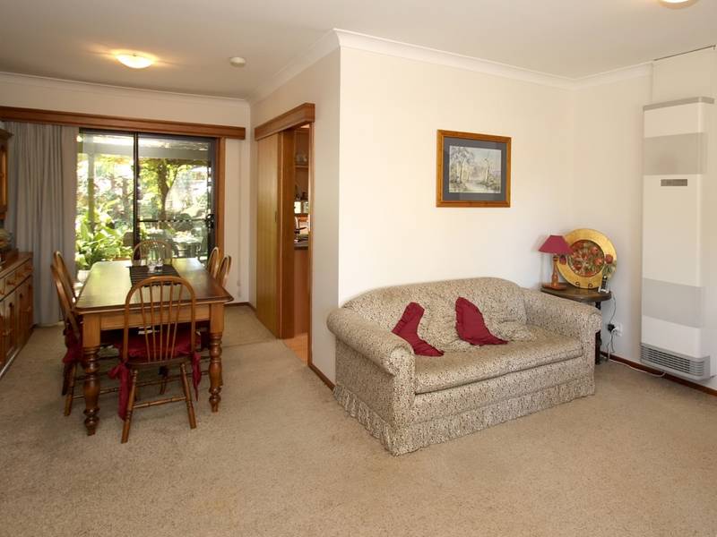 Family Lifestyle With Room For A Pool! Picture 3