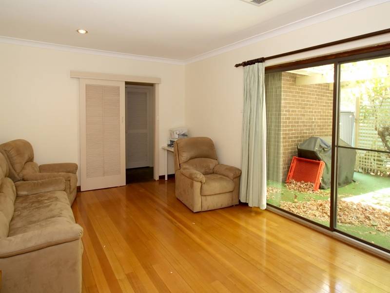 Calling All Investors or 1st Home Buyers Picture 3