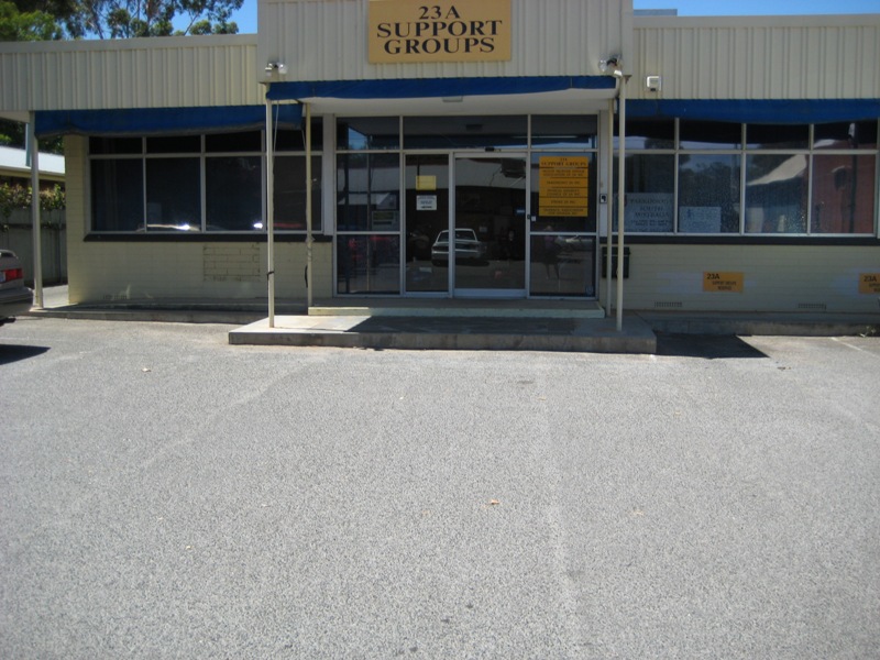 OFFICE SPACE Picture 2