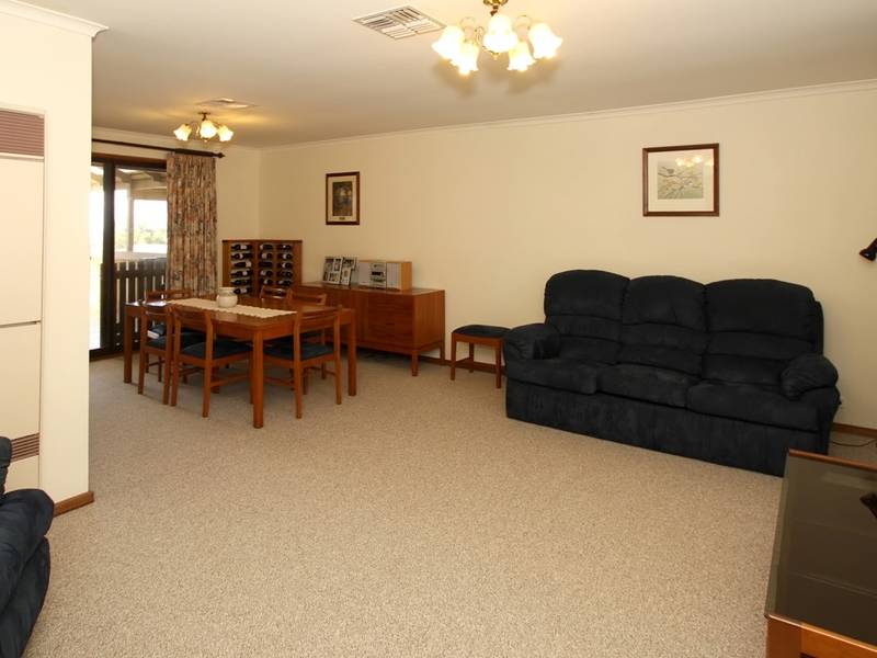 "Very Impressive Property" Picture 3