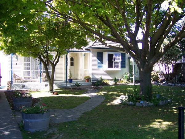 Price slashed - Vendor wants this SOLD! Picture 1