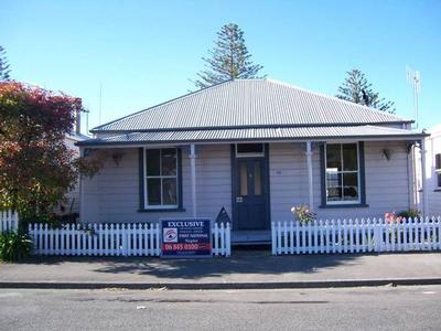FREEHOLD Ahuriri Cottage Picture