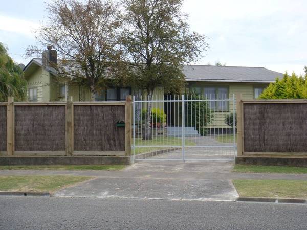 Vendor moving to Australia! This MUST be sold!!! Picture 1