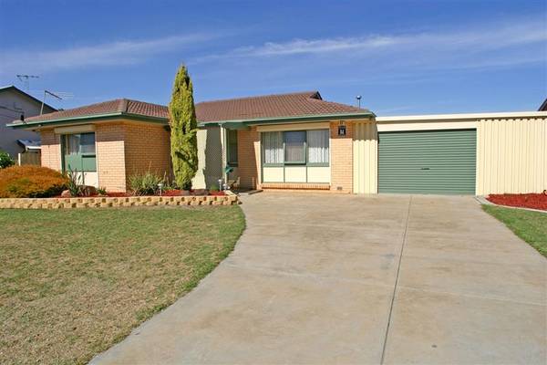 Great First Home Or Investment Picture 1