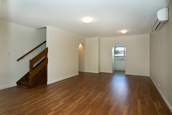 Sleek & Stylish Modern Living....Huge Courtyard! Picture Sleek & Stylish Modern Living....Huge Courtyard! Picture