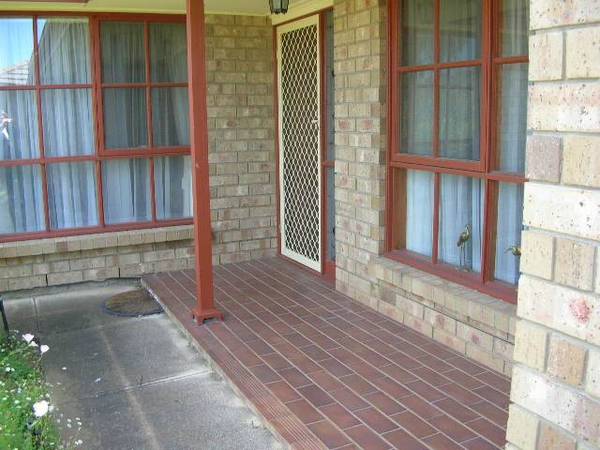 Delightful Homette Picture