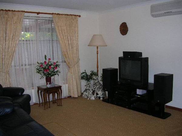 Delightful Homette Picture