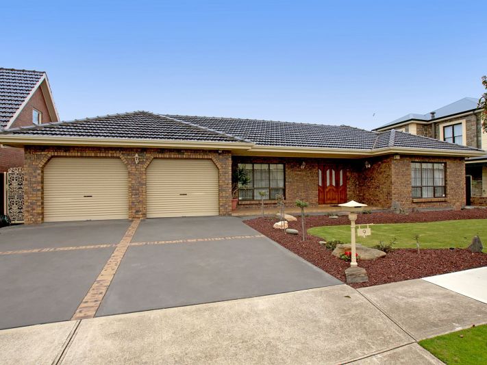 Quality Built & Beautifully Maintained by the Original Owners Picture 1