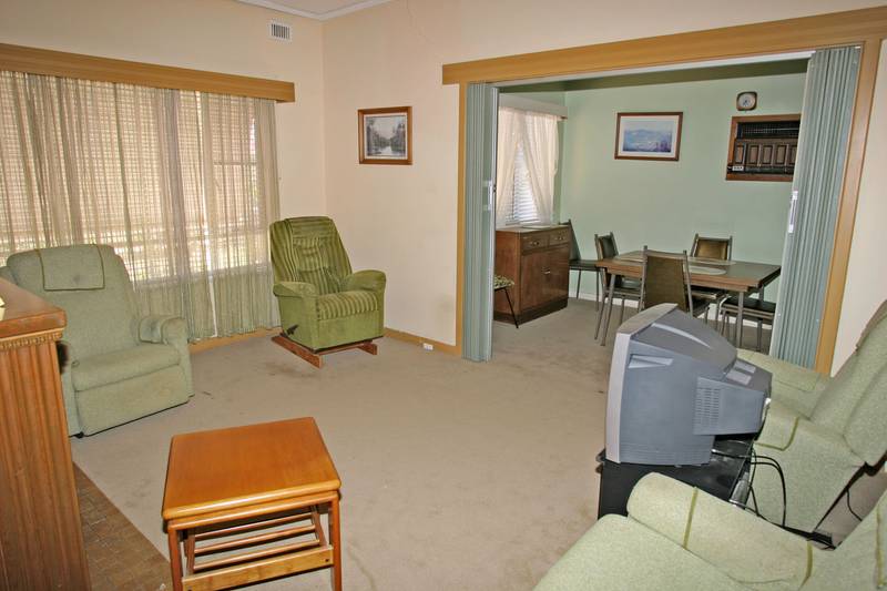 First Home Buyer Special! Picture 2