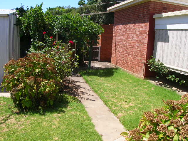 Character 3 br Home Picture