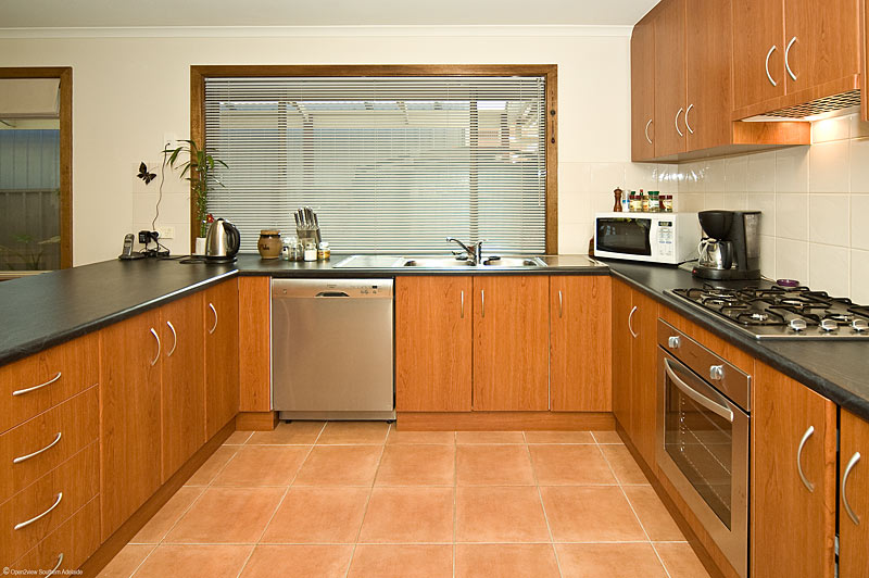 Big, Bold & Very Impressive Picture 2